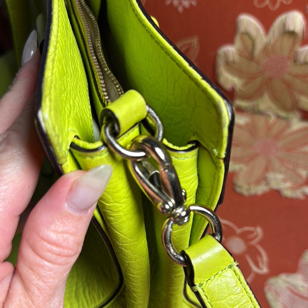 Kate Spade Green Satchel with Textured Design - Picture 6 of 16
